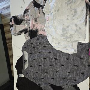 Gray and Black Patterned Women's Long Sleeves & One Is Hooded